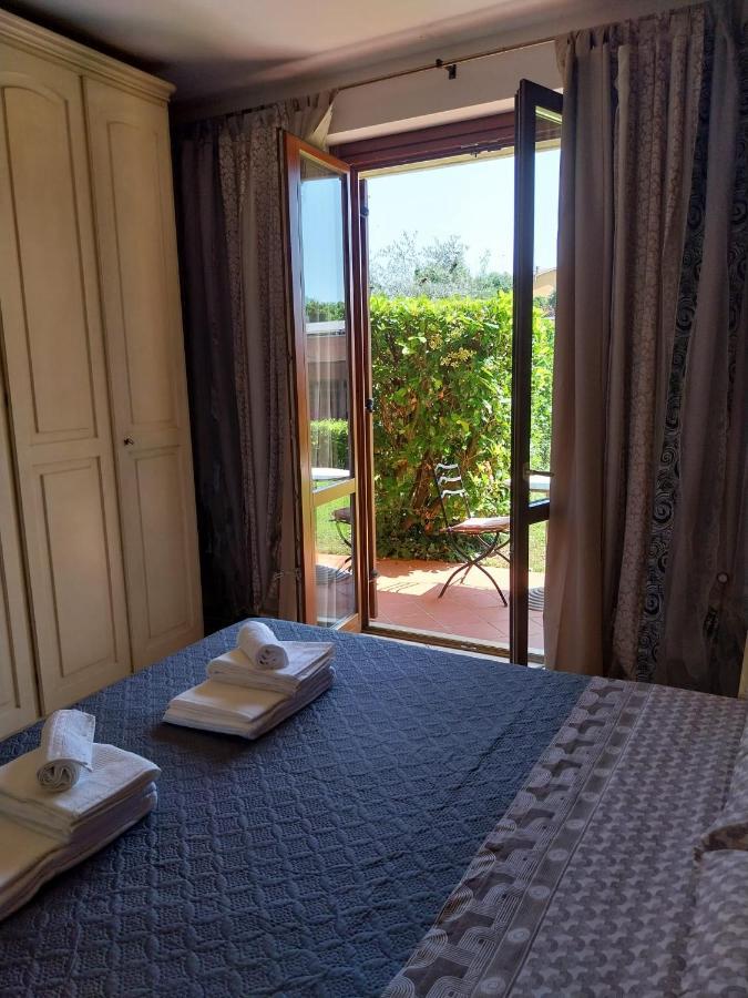 Appartamento Casa Adela Desenzano del Garda Esterno foto