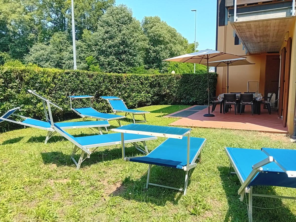 Appartamento Casa Adela Desenzano del Garda Esterno foto