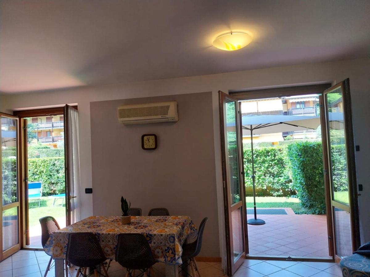 Appartamento Casa Adela Desenzano del Garda Esterno foto
