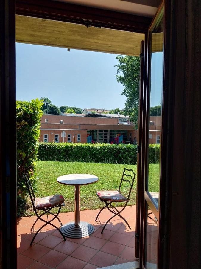 Appartamento Casa Adela Desenzano del Garda Esterno foto