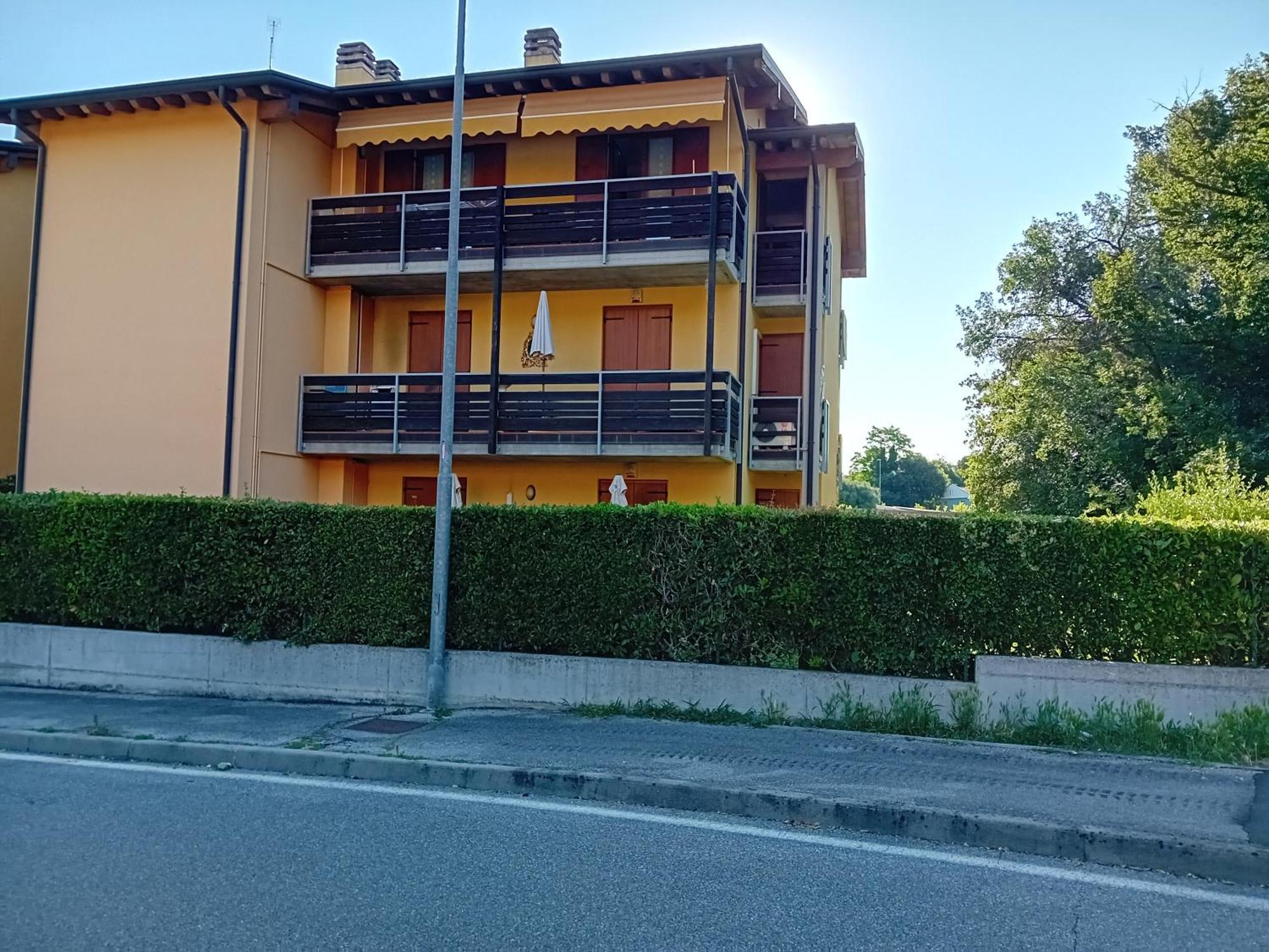 Appartamento Casa Adela Desenzano del Garda Esterno foto