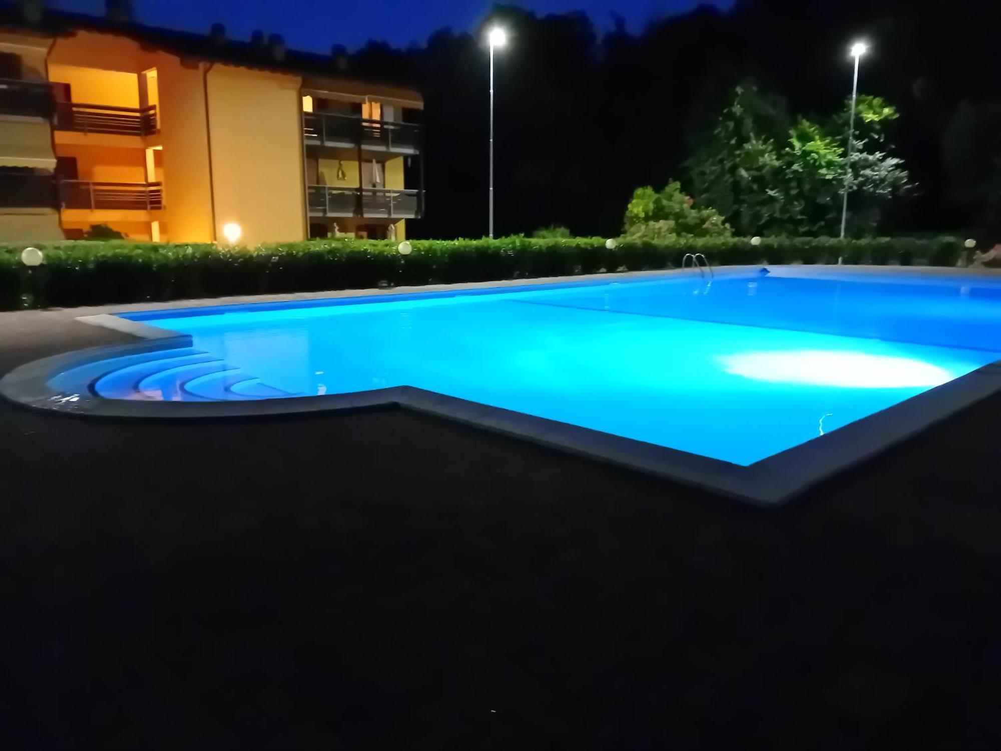 Appartamento Casa Adela Desenzano del Garda Esterno foto